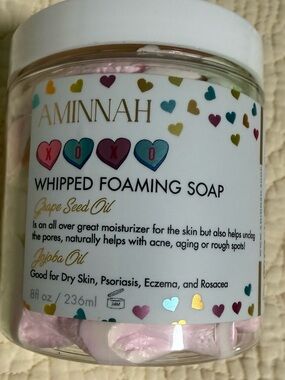 Aminnah “XOXO” Whipped Foaming Soap!